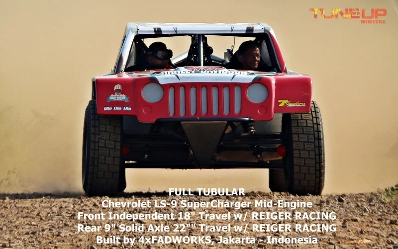 Full Tubular Mid LS9 Engine 4WD Race Truck | race-deZert