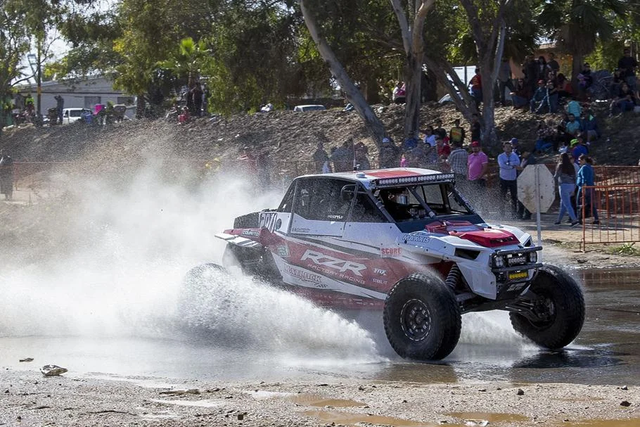 A look from SCORE Journal at the legendary SCORE Baja 1000 | race-deZert