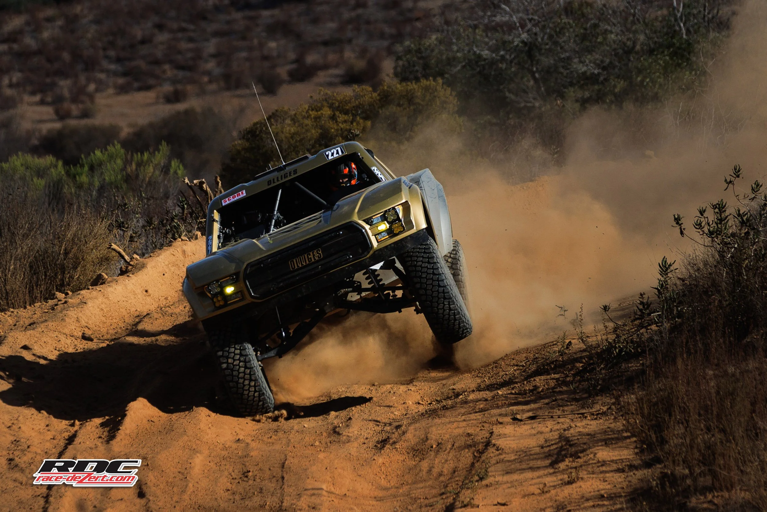 News - 2025 SCORE Baja 1000 Qualifying Photos & Results | race-deZert