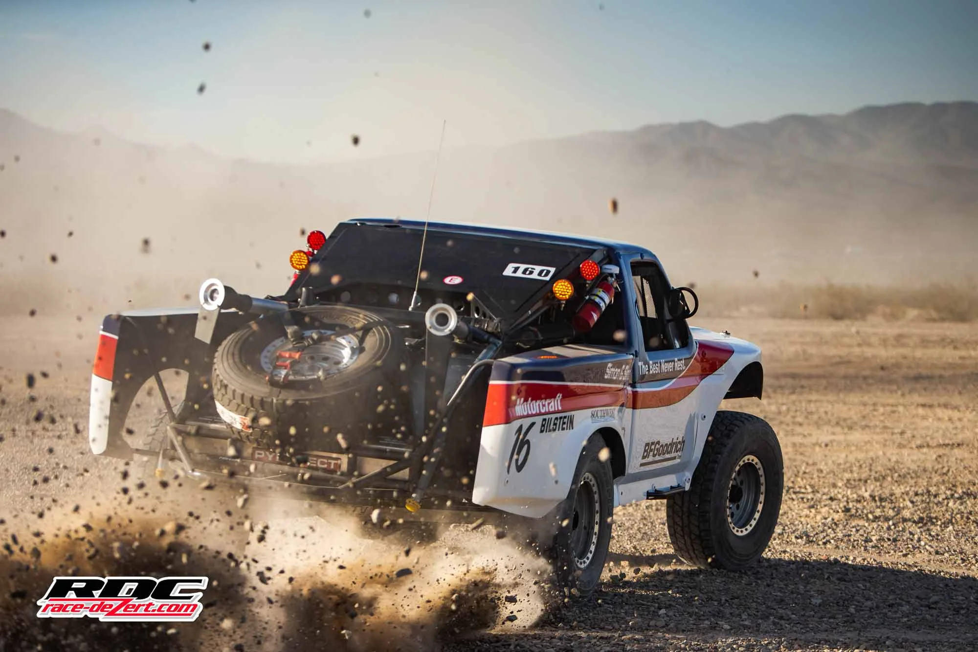 Simon Racsick Simon & Simon Truck Returns to its Former Glory | race-deZert