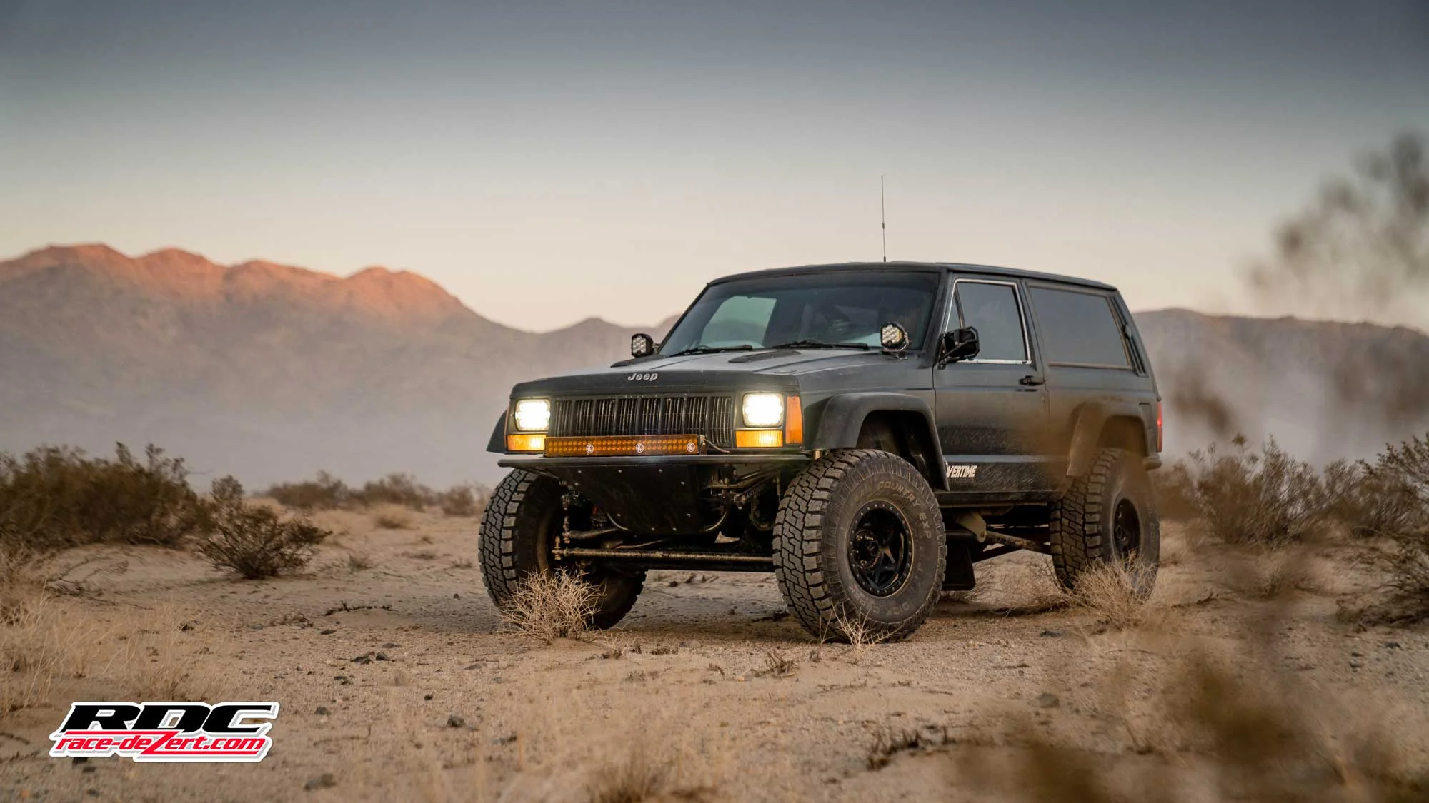 Xjd Racer Jeep XJ Prerunner - The Unibody King | race-deZert